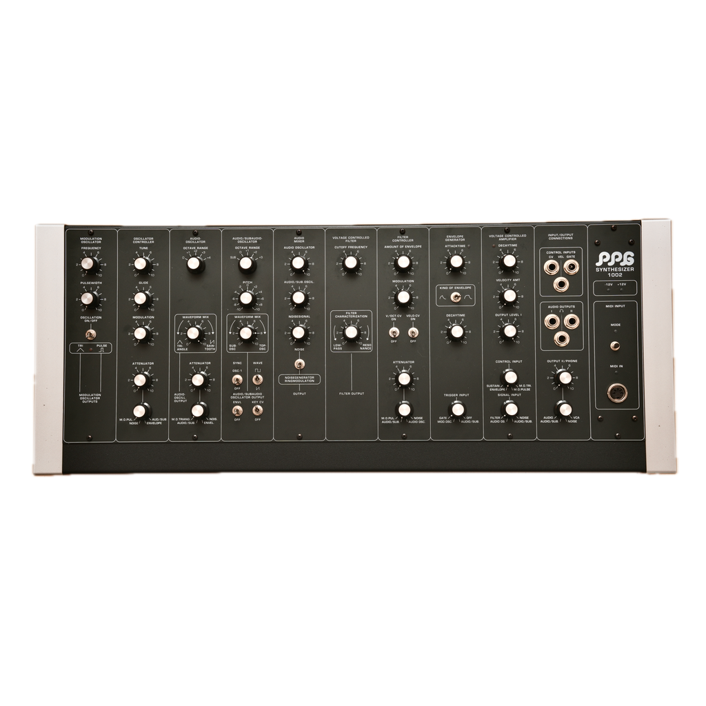 PPG 1002 Mk2 analoginen syntetisaattori klassisessa konsolikotelossa
